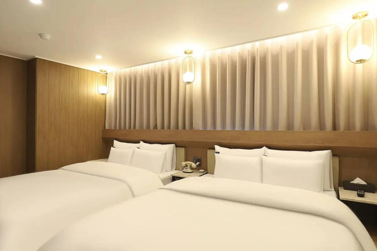 Rosy Hotel Cheongju Ngoại thất bức ảnh