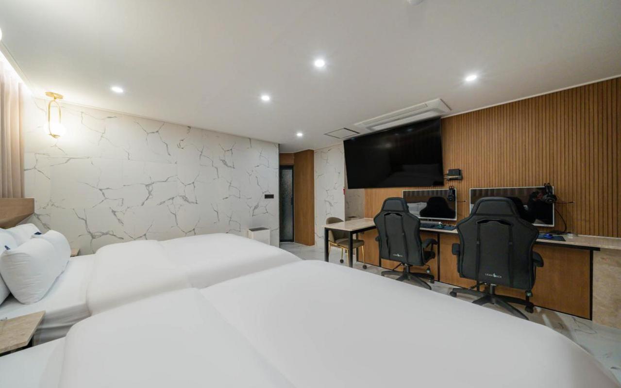 Rosy Hotel Cheongju Ngoại thất bức ảnh