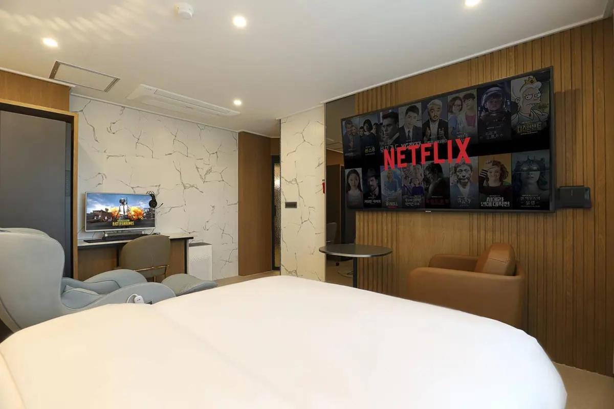 Rosy Hotel Cheongju Ngoại thất bức ảnh