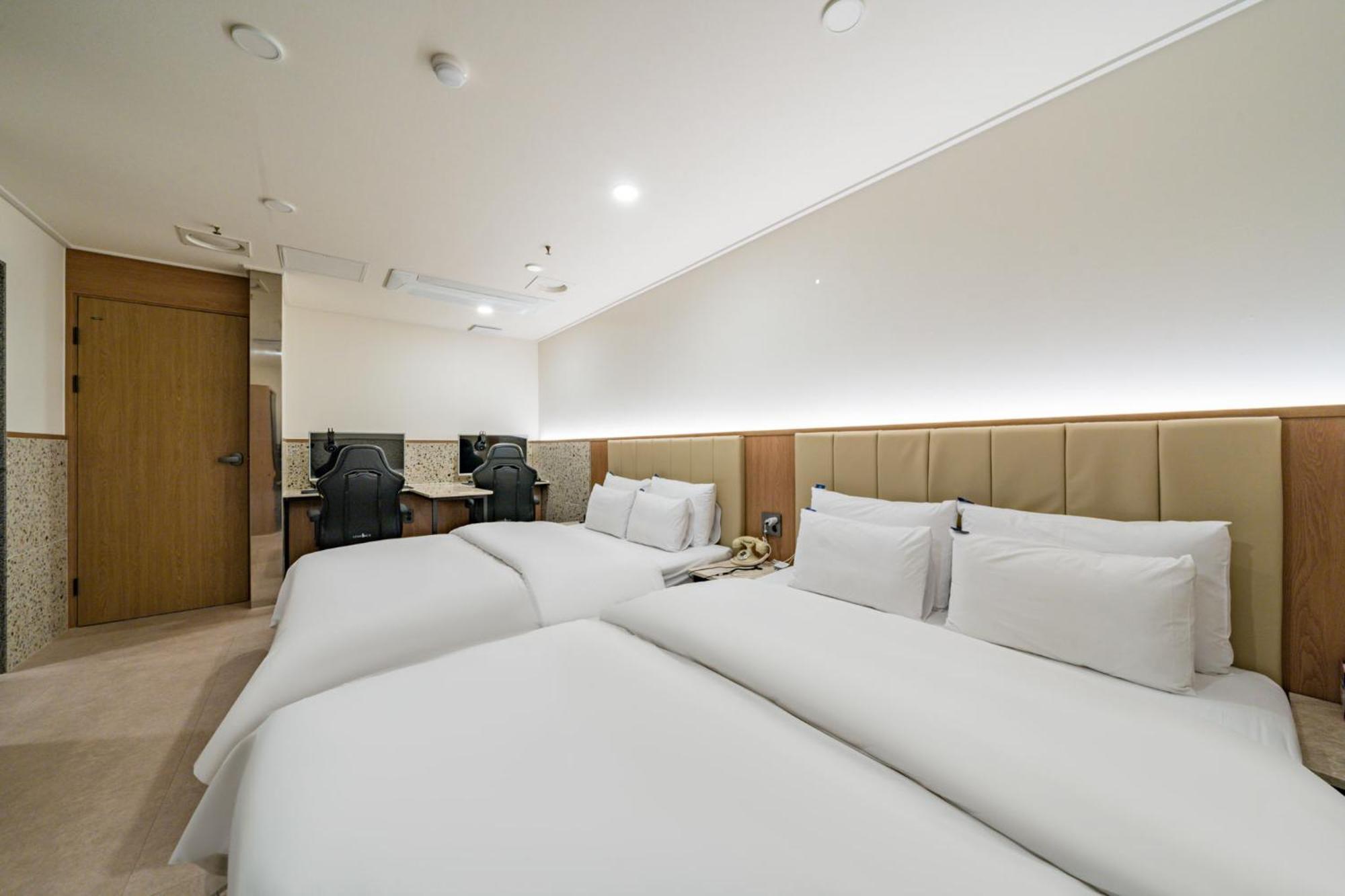 Rosy Hotel Cheongju Ngoại thất bức ảnh