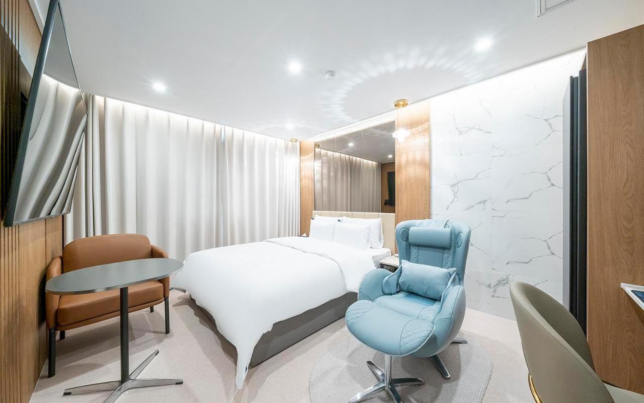 Rosy Hotel Cheongju Ngoại thất bức ảnh