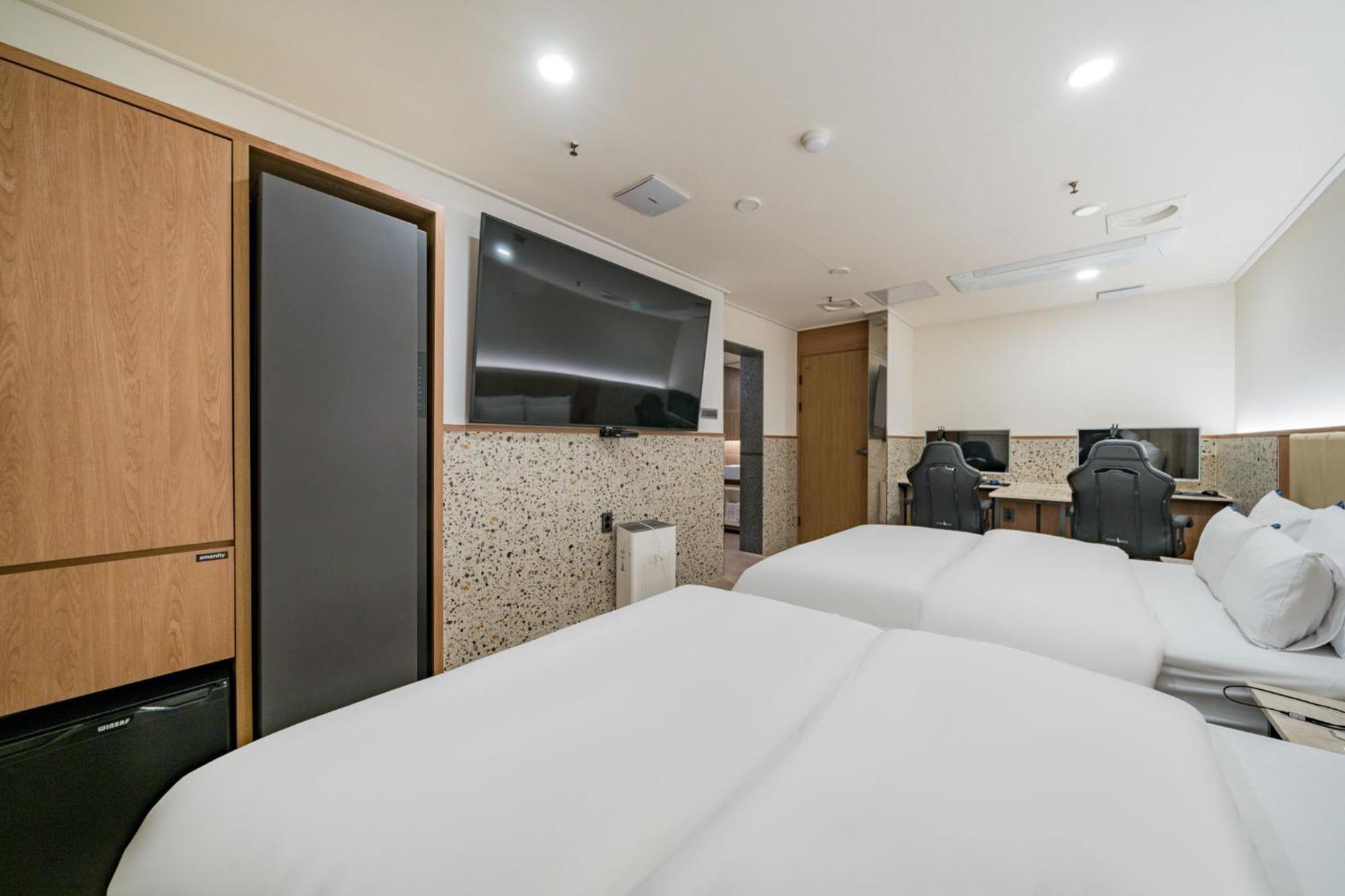 Rosy Hotel Cheongju Ngoại thất bức ảnh