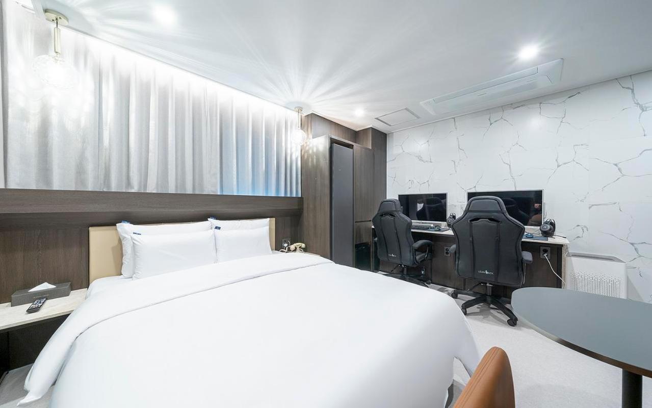 Rosy Hotel Cheongju Ngoại thất bức ảnh