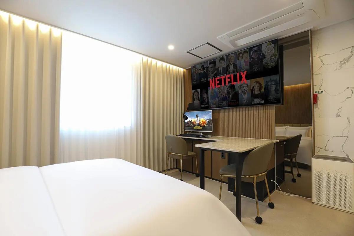 Rosy Hotel Cheongju Ngoại thất bức ảnh