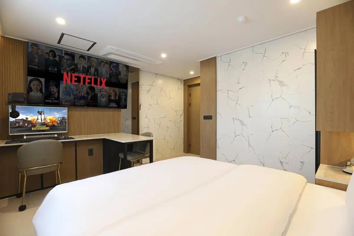Rosy Hotel Cheongju Ngoại thất bức ảnh
